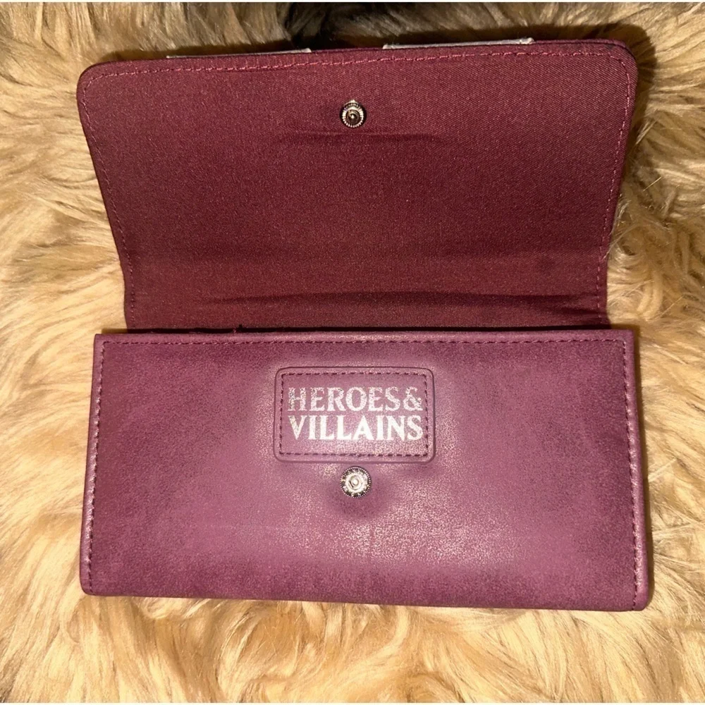 Star Wars Ashoka Tano Inspired Theme Trifold Wallet - Picture 8 of 10